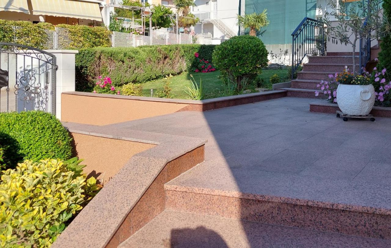 Apartment Polic Шибеник Екстер'єр фото