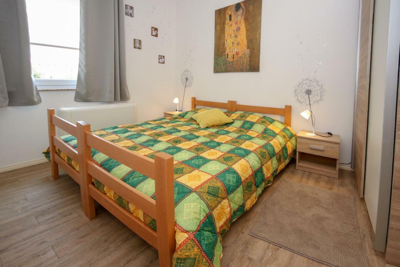 Apartment Polic Шибеник Екстер'єр фото