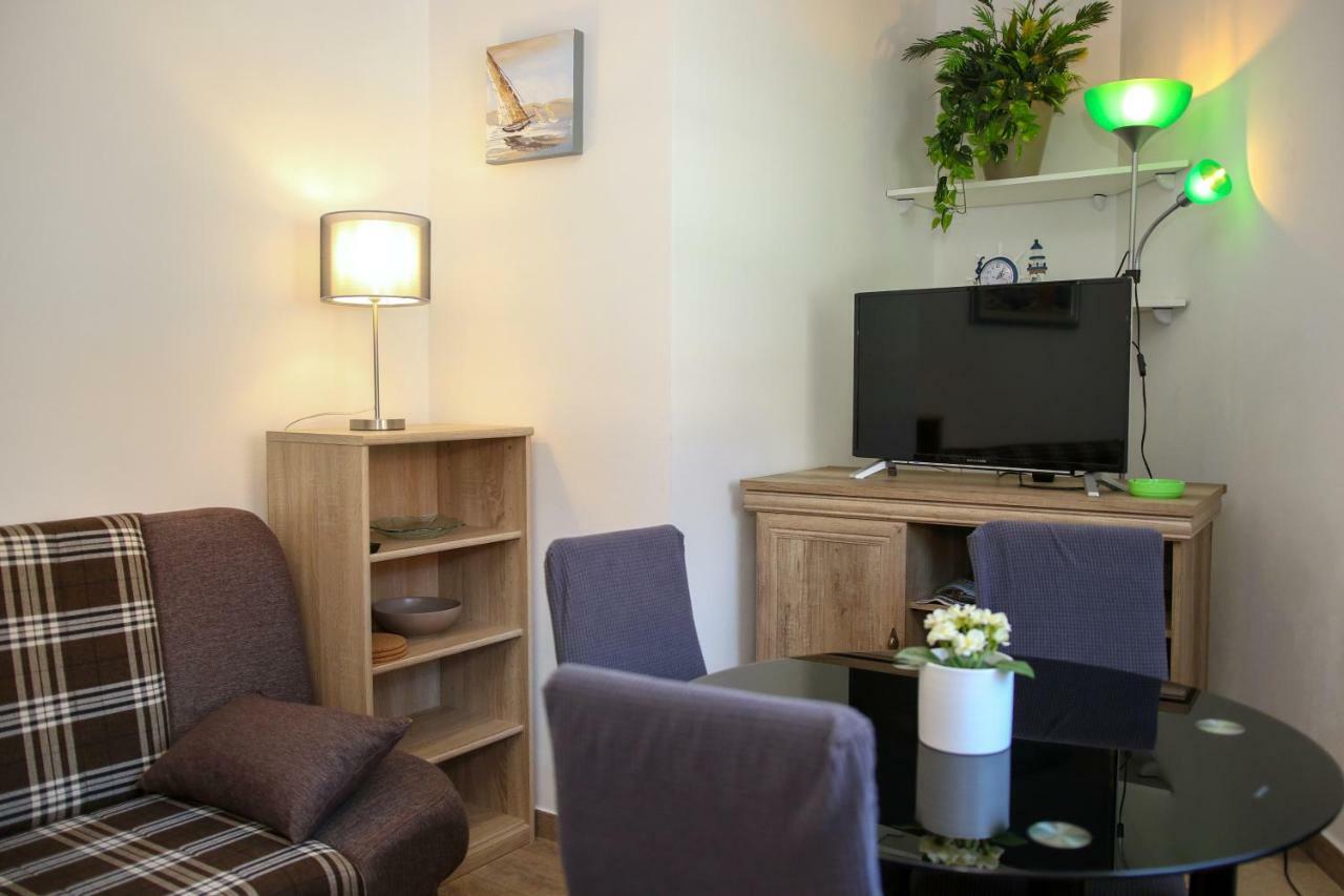 Apartment Polic Шибеник Екстер'єр фото